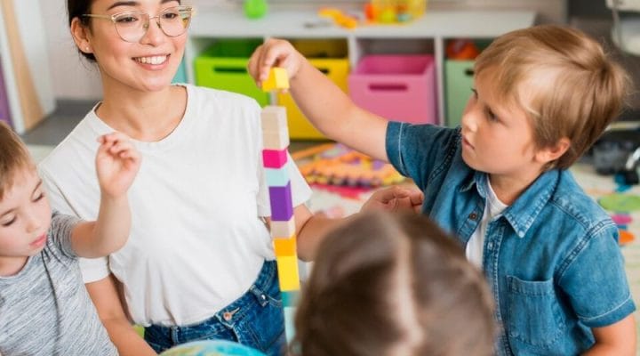 Anaokulu Öğretmenliği Sertifikası Nasıl Alınır