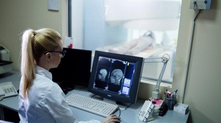 X Ray Operatörü