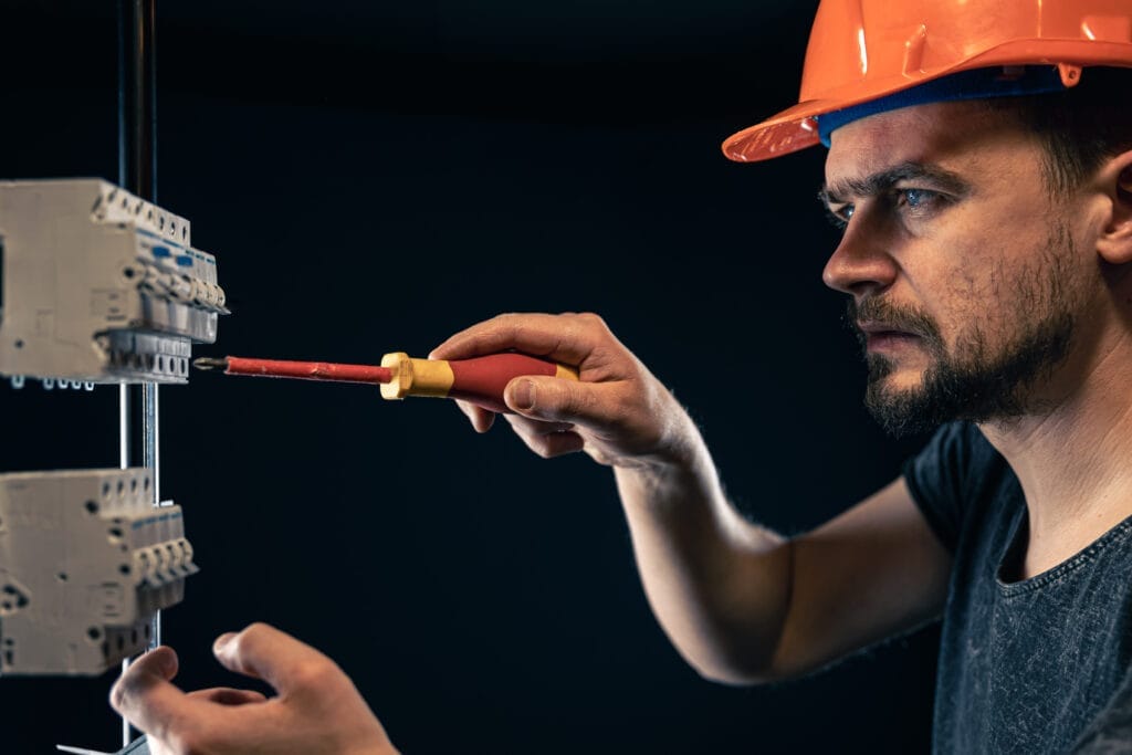 Elektrik Elektronik Ustalık Belgesi Nasıl Alınır