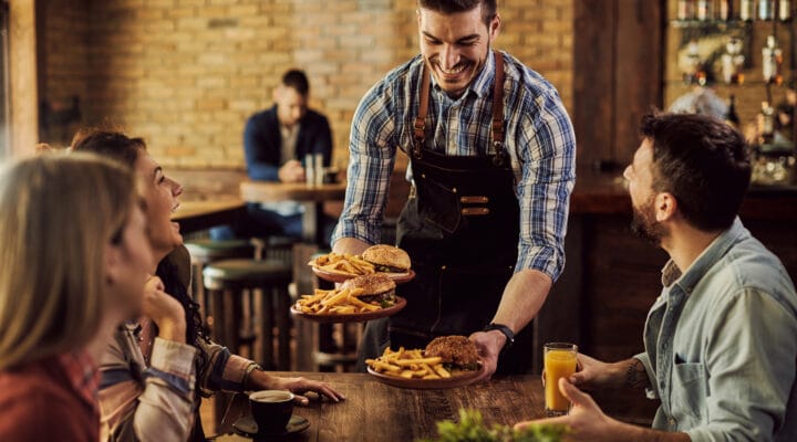 Fast Food Açmak İçin Ustalık Belgesi Gerekli mi?