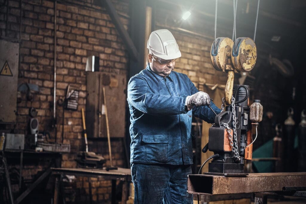 Tehlikeli ve Çok Tehlikeli İşlerde Çelik Yapılandırmacı Sertifikası